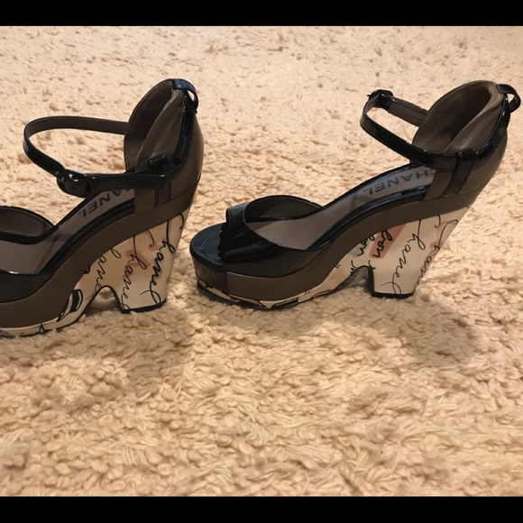 Shoes - Picture 4 of 6